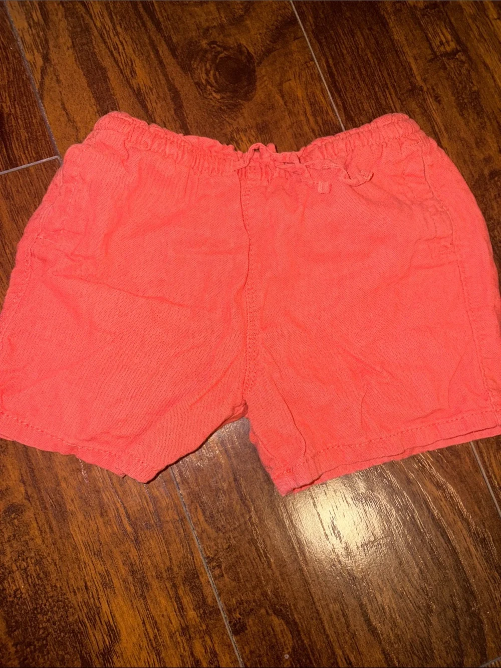 Old Navy Kids Shorts set of 3 one in Yellow- Denim Orange & Flower- Linen 5T